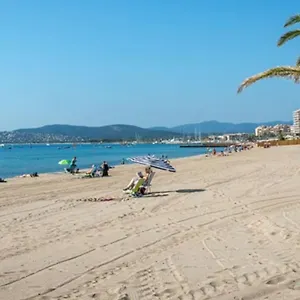 Pour 2 A 4 Personnes A 5 Min A Pied Des Plages De , Fréjus France